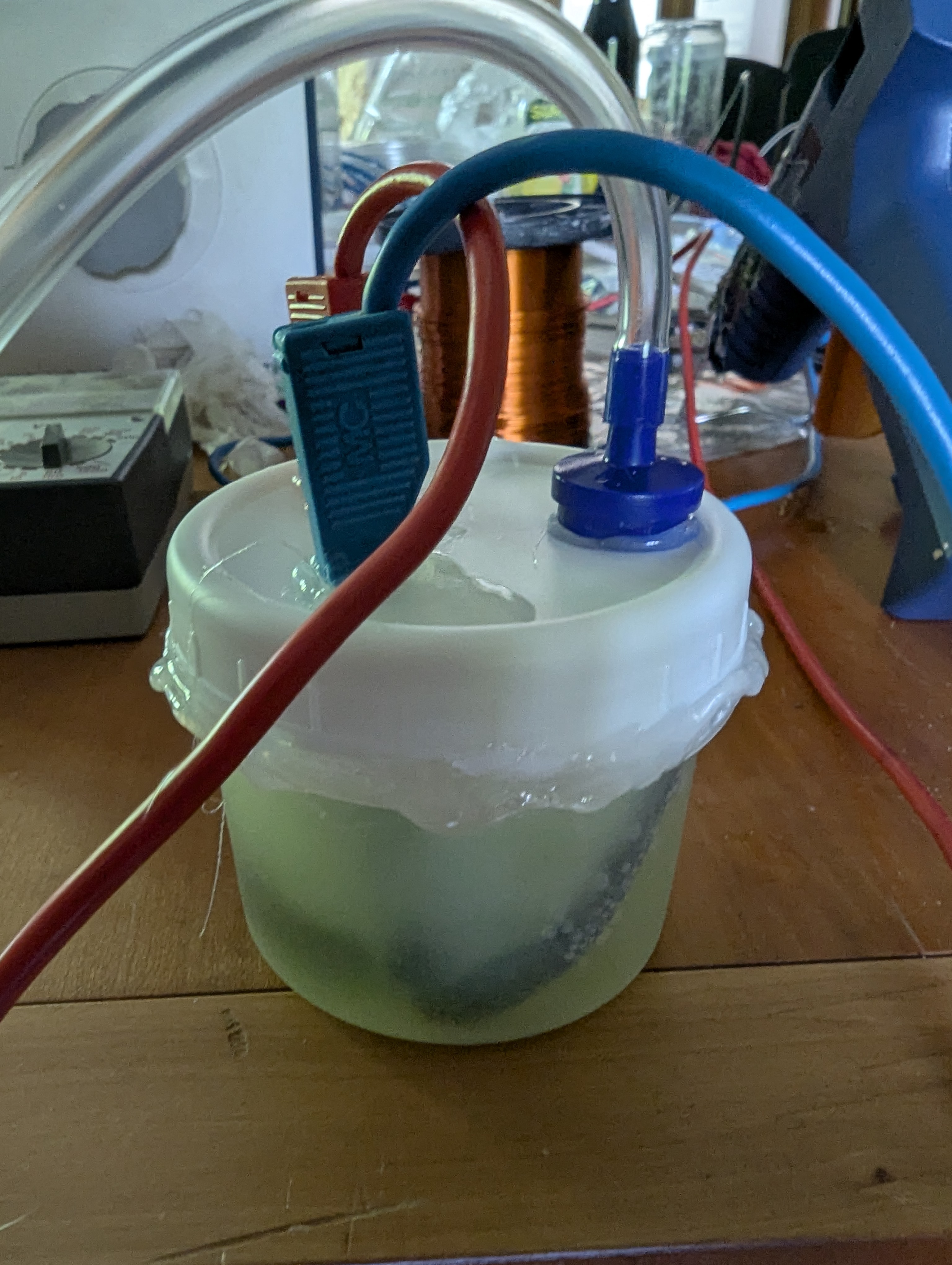 ⚡🧪💥 Unser Elektrolyse-Aufbau wird immer besser! 💥🧪⚡